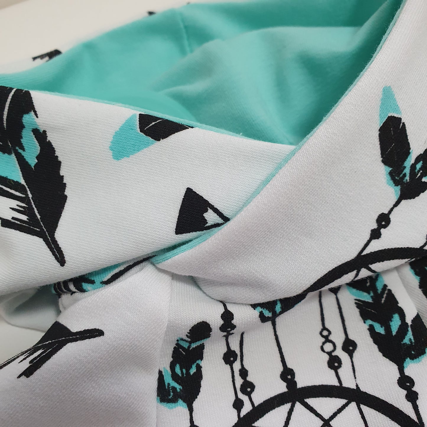 Hoodie Aqua Feathers