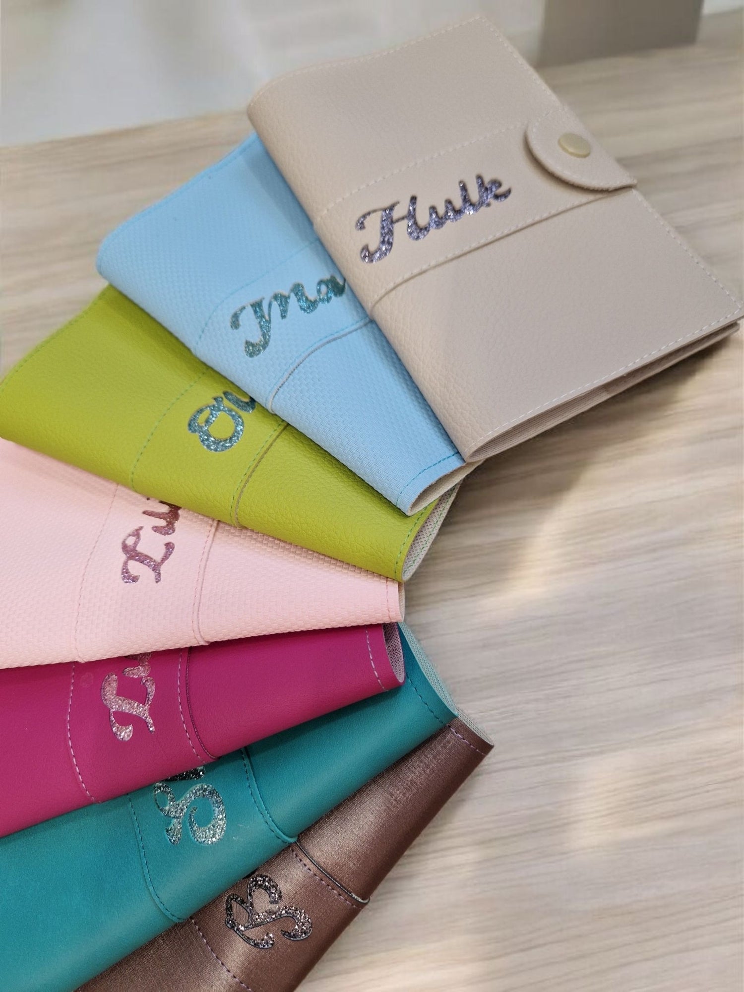 Ovitki za potne liste