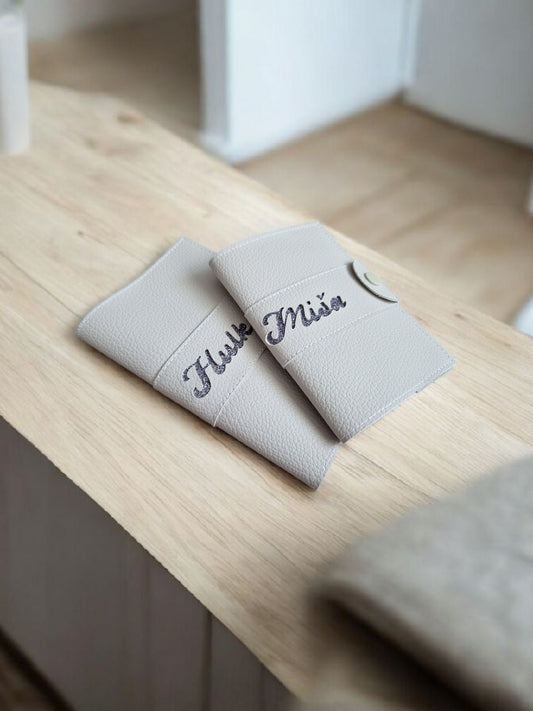 Ovitek za skrbnikov potni list