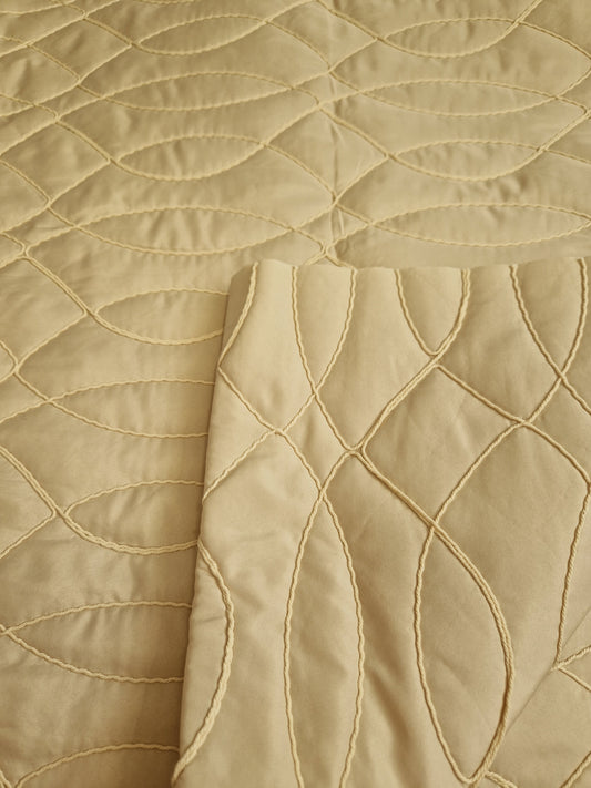 Bundica Beige Royalty